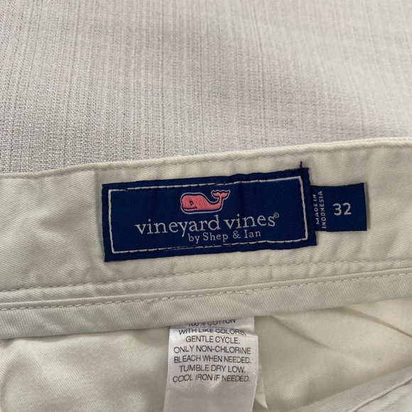 Vineyard Vines Men's Khaki Club Short Size 32 - Picture 4 of 6